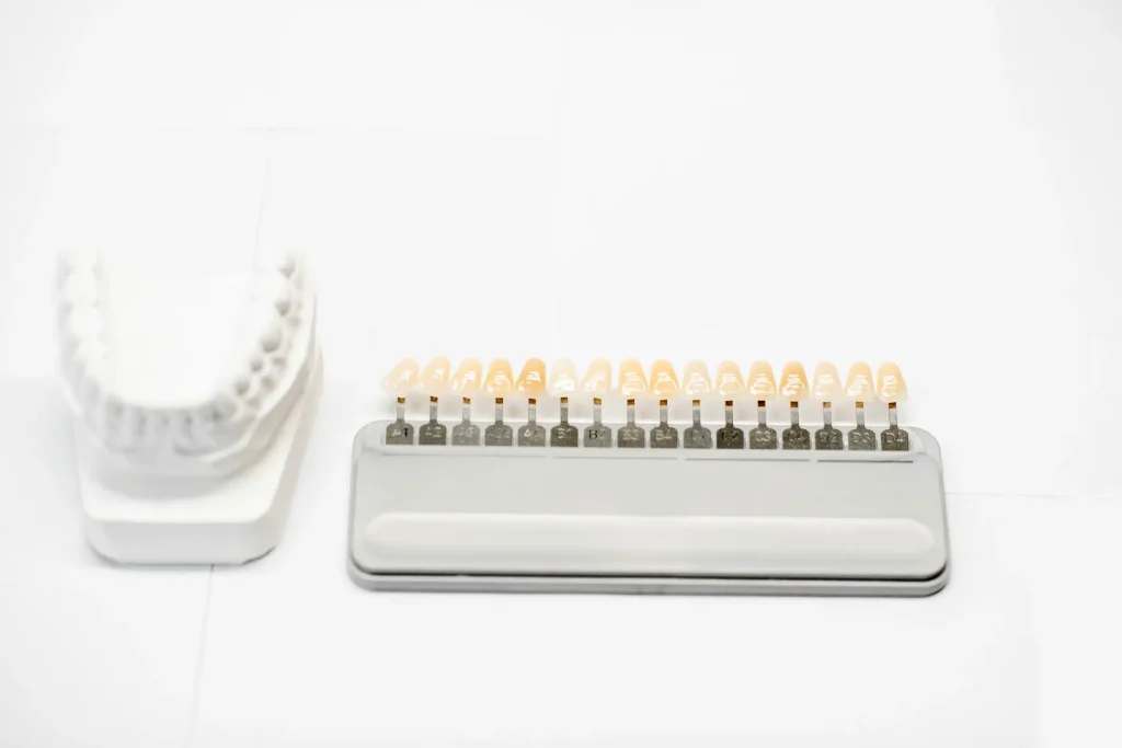 white-teeth-beautiful-teeth-Veneer