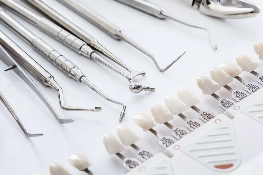 white-teeth-beautiful-teeth-Veneer